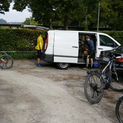 001 Treffpunkt Altes Schützenhaus auf der Breite